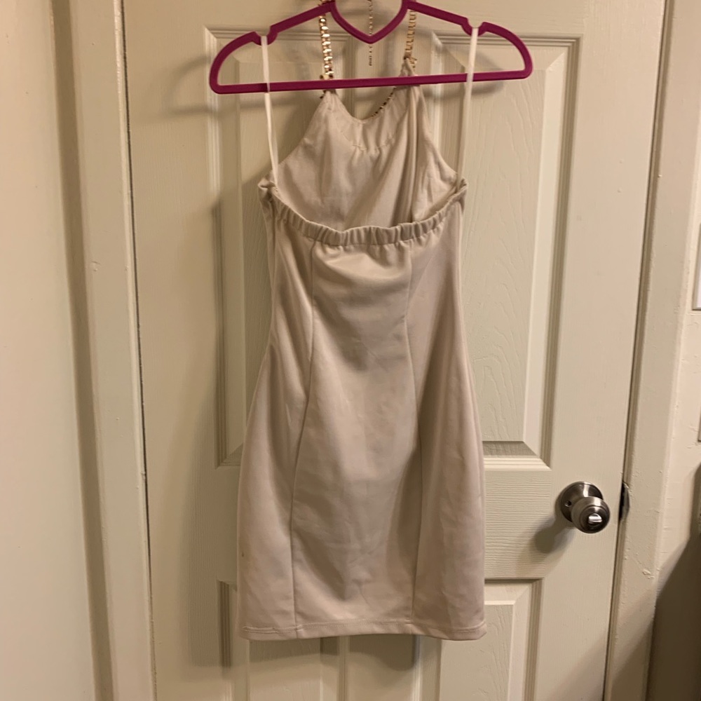 Beige halter dress w/ attached adjustable necklace - Picture 6 of 8